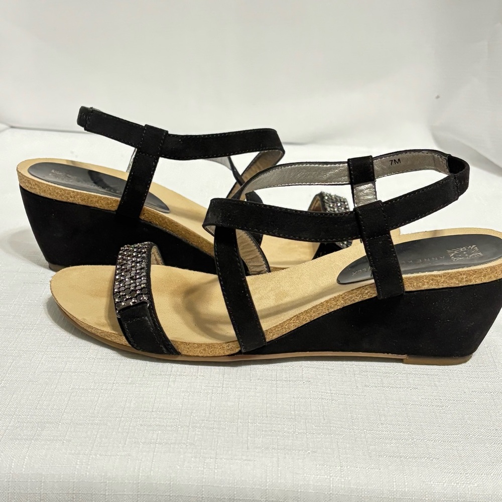 Anne Klein Black Strappy Sandals with Rhinestones Women 7